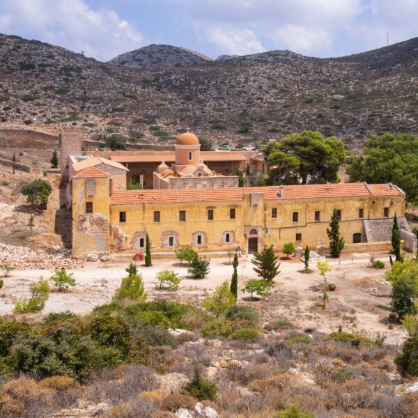 akrotiri tour chappy chania tranfers1